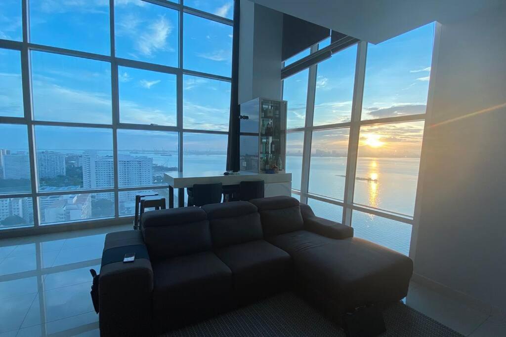 Jelutong The Maritime Suite @ Panoramic Duplex 海景の家 מראה חיצוני תמונה