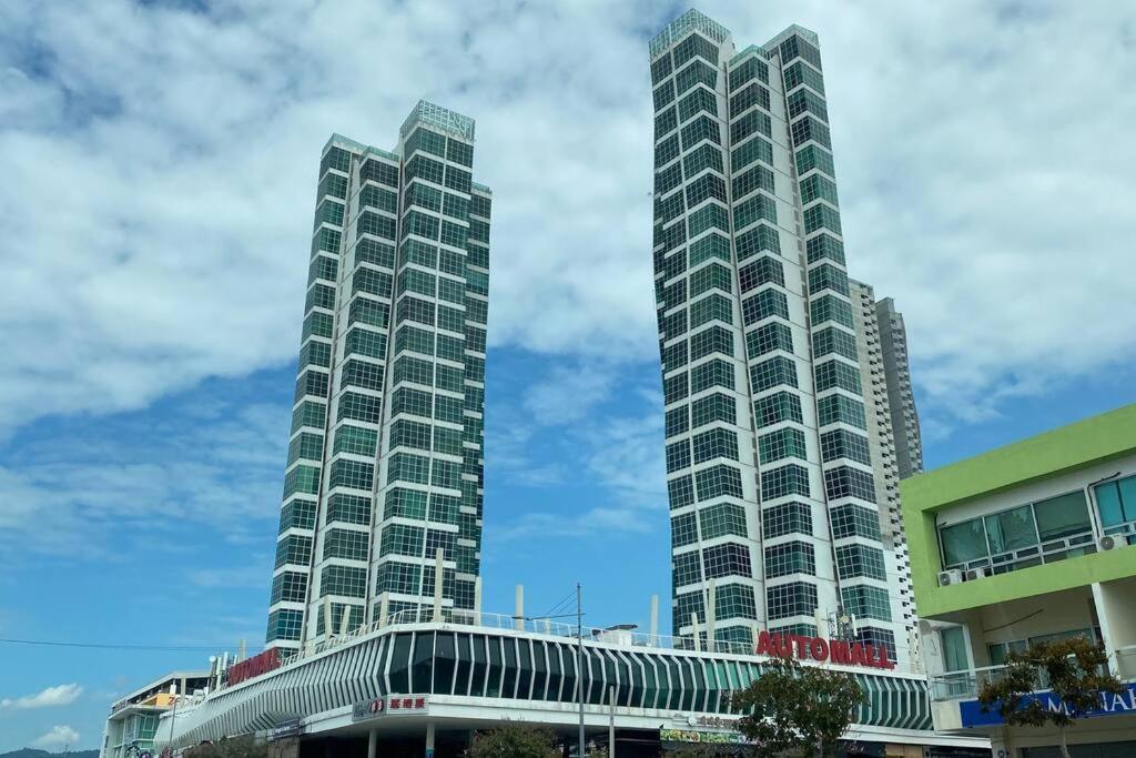 Jelutong The Maritime Suite @ Panoramic Duplex 海景の家 מראה חיצוני תמונה